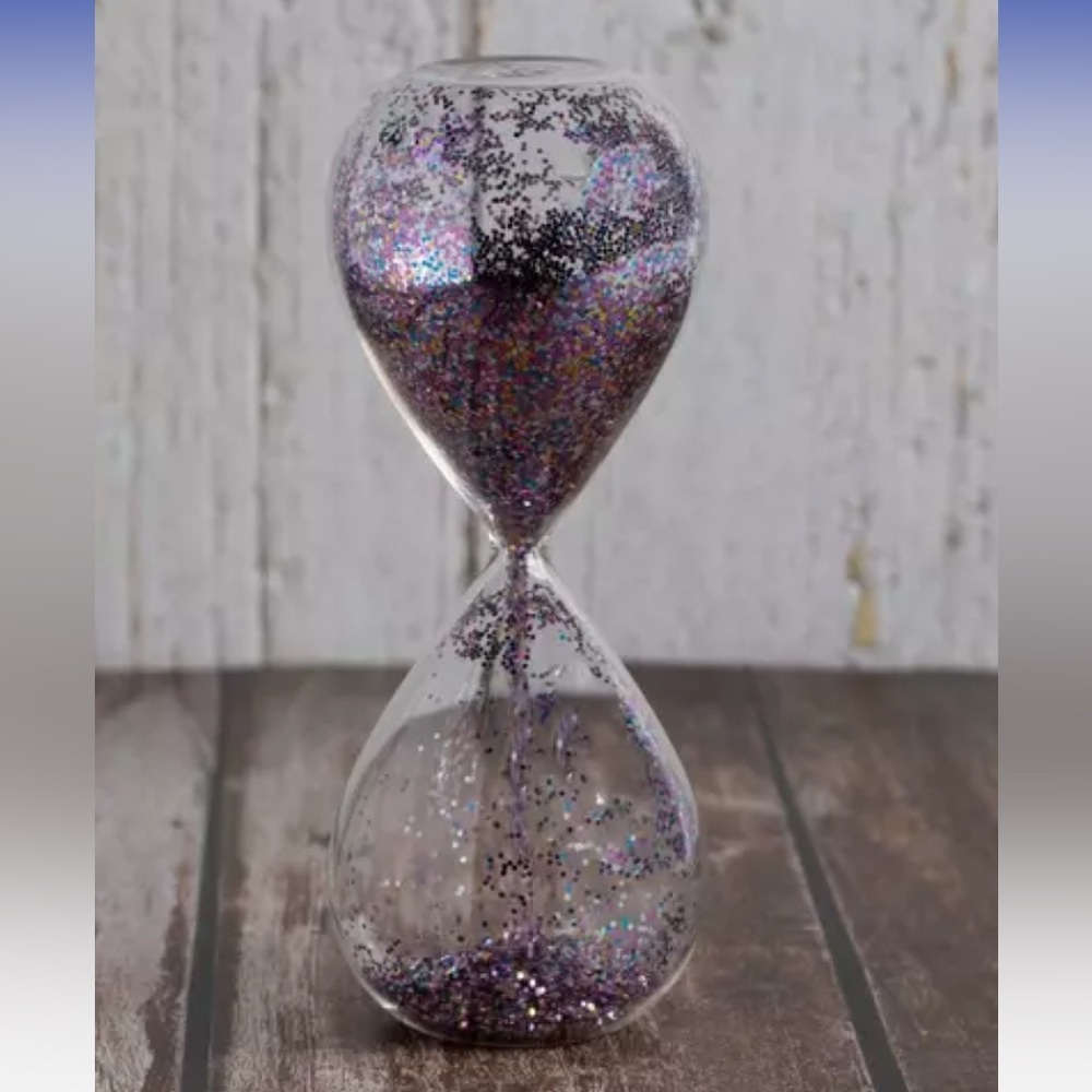 Hobby Lobby Glitter Hourglass!